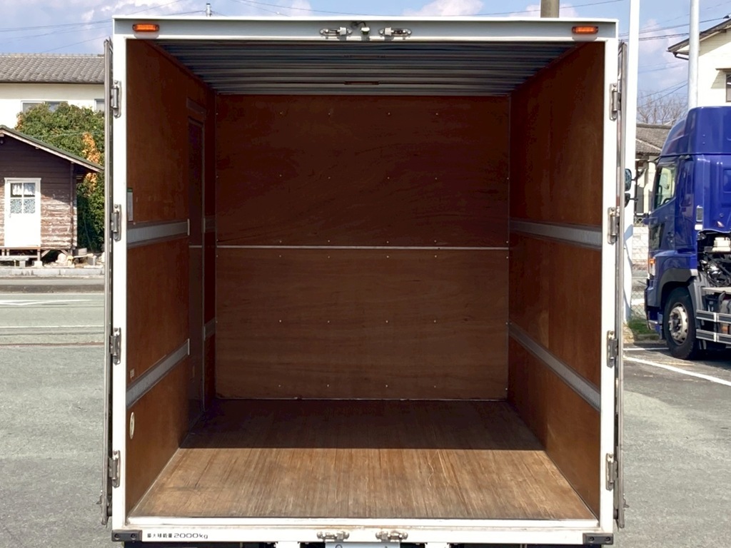 9|日野 デュトロ 2RG-XZU710M(2WD)の写真9