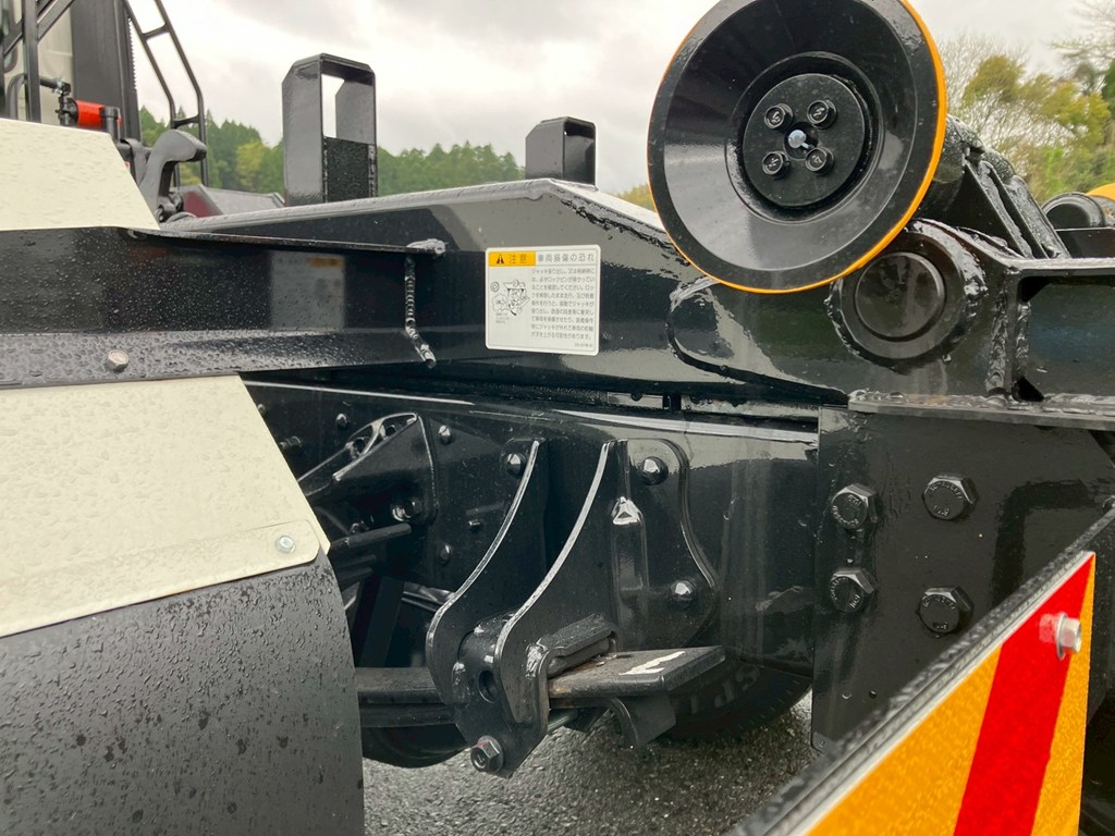 シャーシの状態です。|日野 レンジャー 2PG-FD2ABA(2WD)の写真6