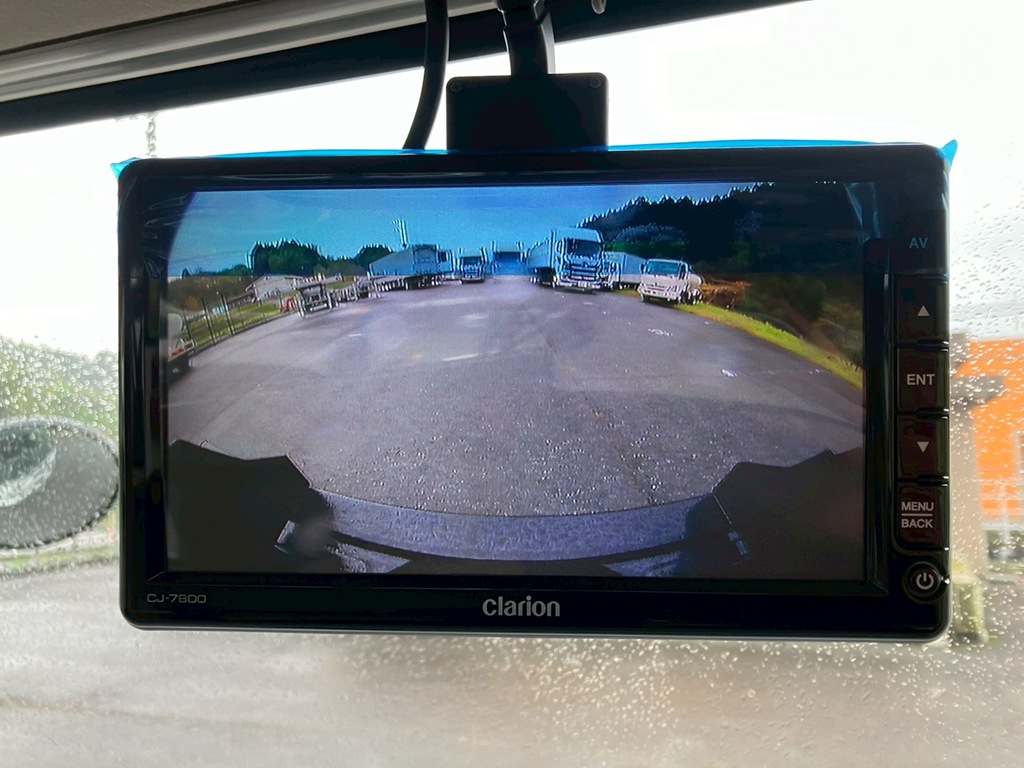 液晶バックモニター付きです。|日野 レンジャー 2PG-FD2ABA(2WD)の写真16