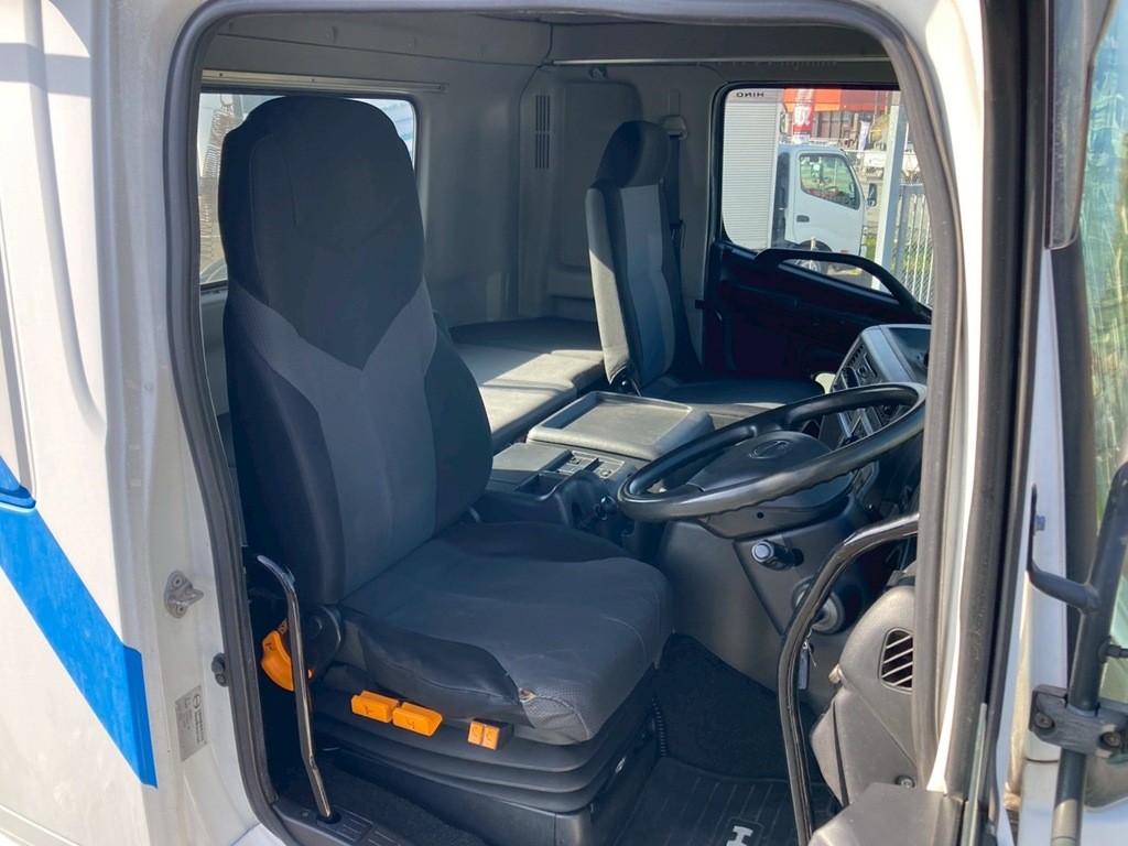 6|日野 プロフィア QPG-SH1EDDGの写真6