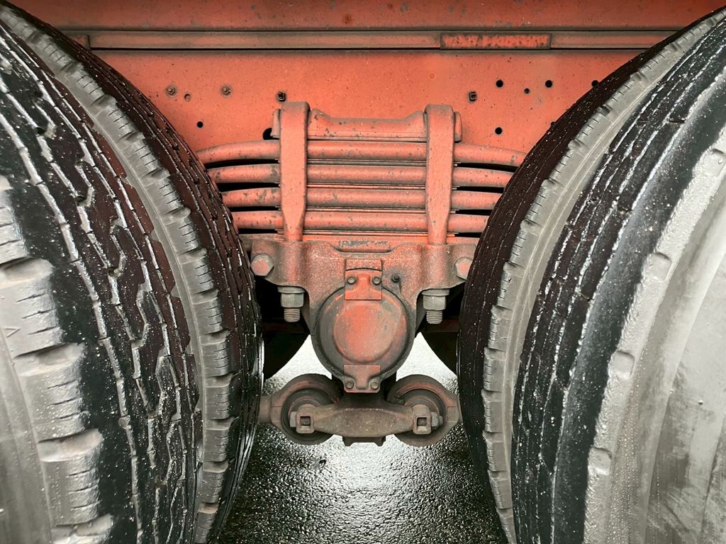 5|いすゞ ギガ QKG-CYM77Aの写真5