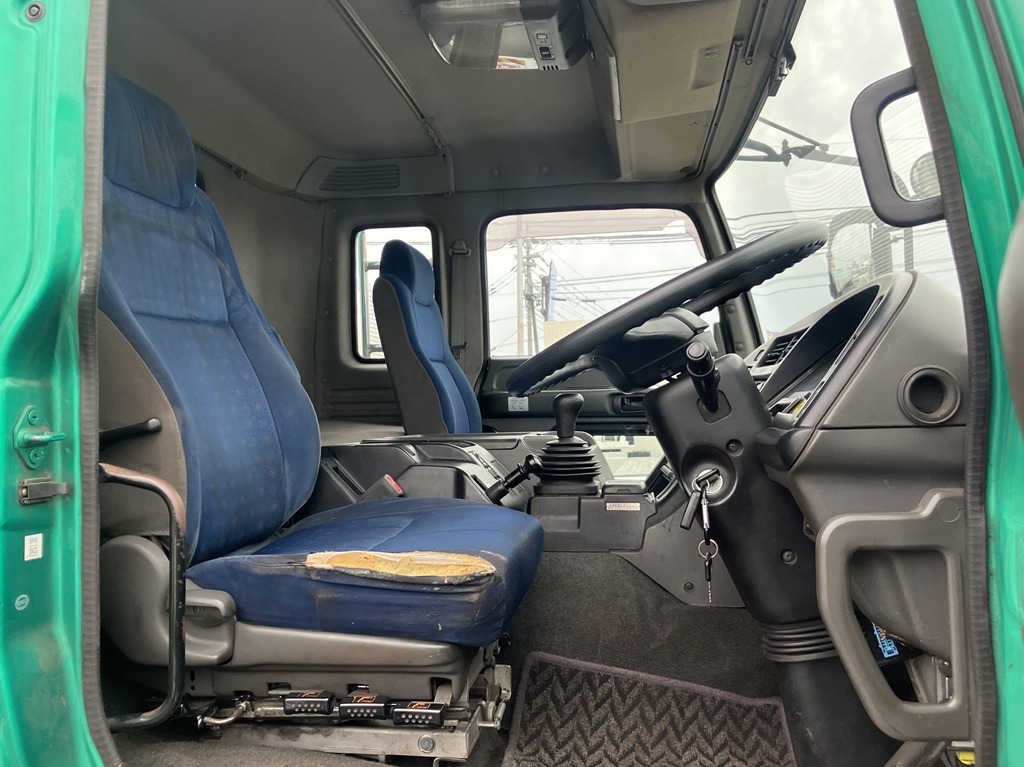 7|いすゞ ギガ QKG-CYM77Aの写真7