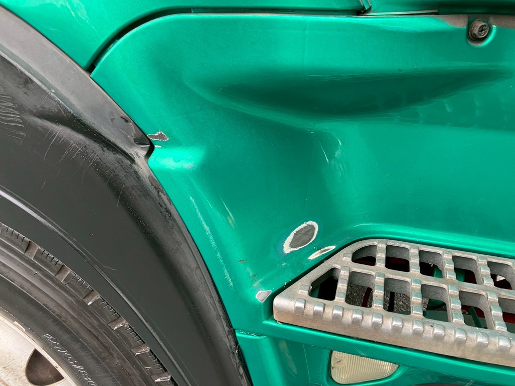 24|いすゞ ギガ QKG-CYM77Aの写真24