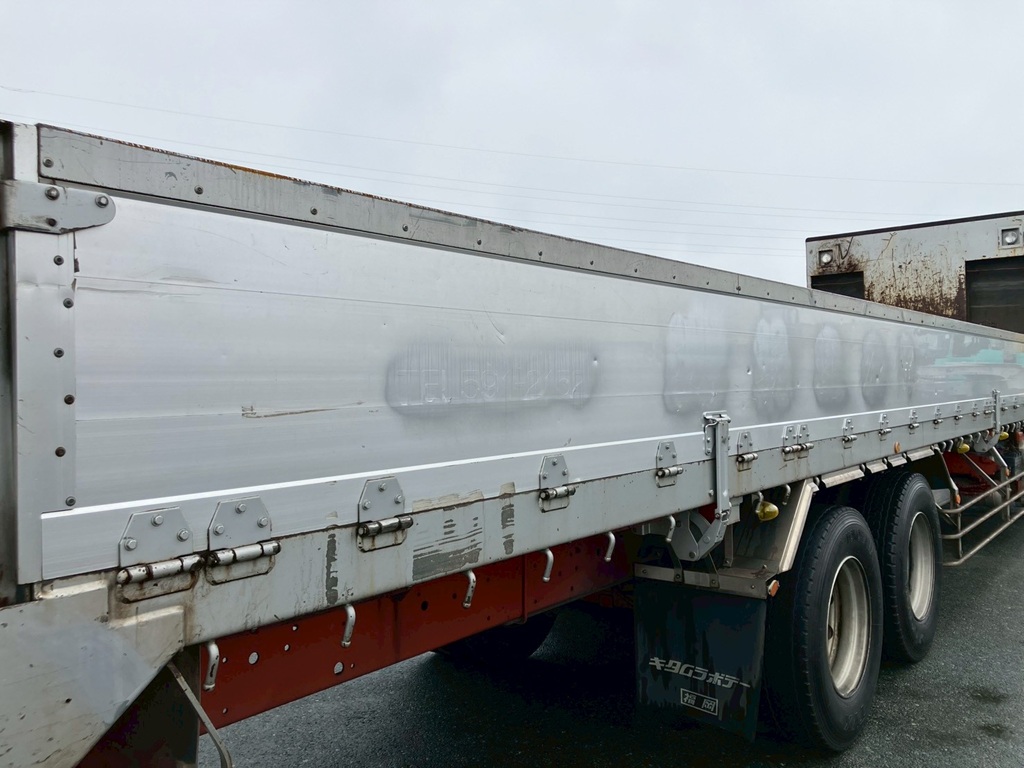 34|いすゞ ギガ QKG-CYM77Aの写真34