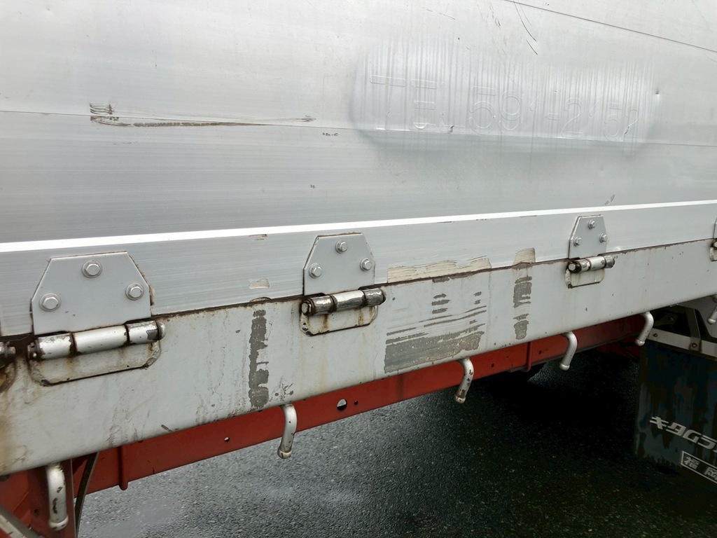 35|いすゞ ギガ QKG-CYM77Aの写真35