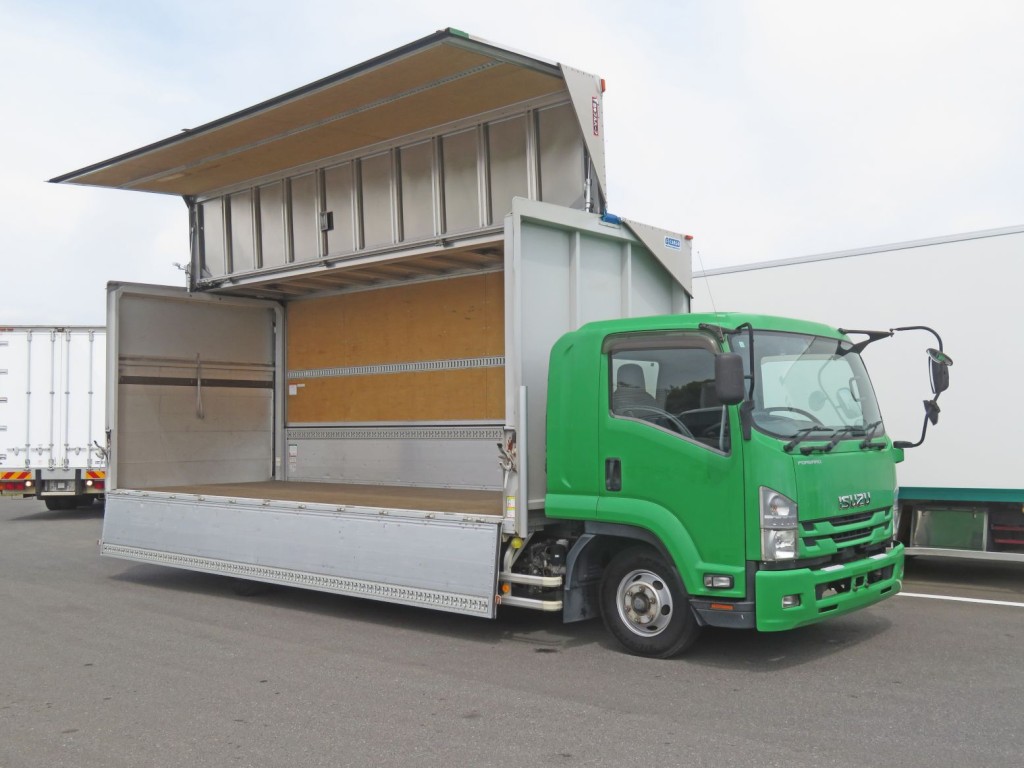 いすゞ フォワード 2RG-FRR90S2(2WD)の写真2