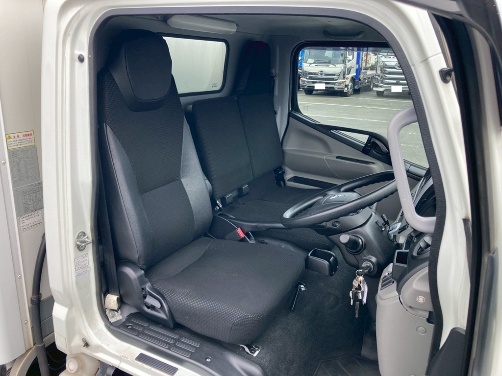 7|三菱 キャンター 2RG-FBA20(2WD)の写真7