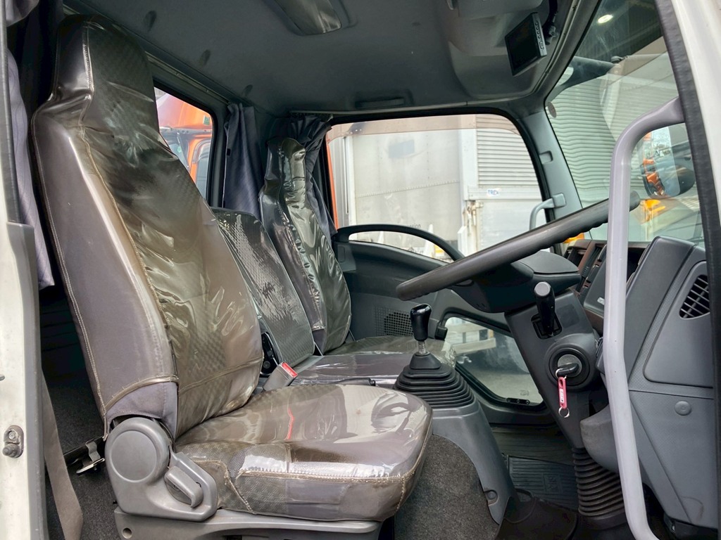 7|いすゞ フォワード TKG-FRR90S1(2WD)の写真7