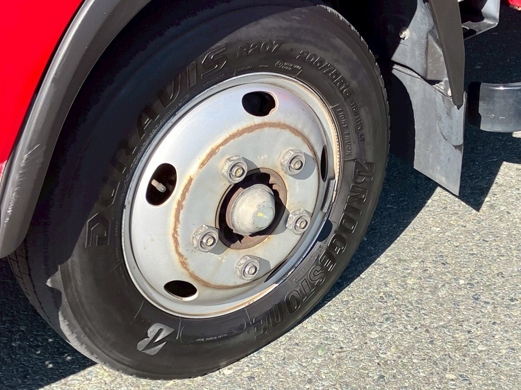 23|いすゞ エルフ TRG-NPR85AR(2WD)の写真23