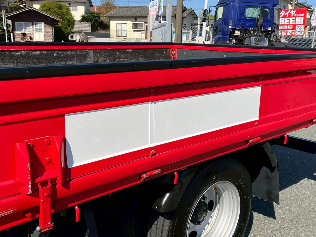 28|いすゞ エルフ TRG-NPR85AR(2WD)の写真28