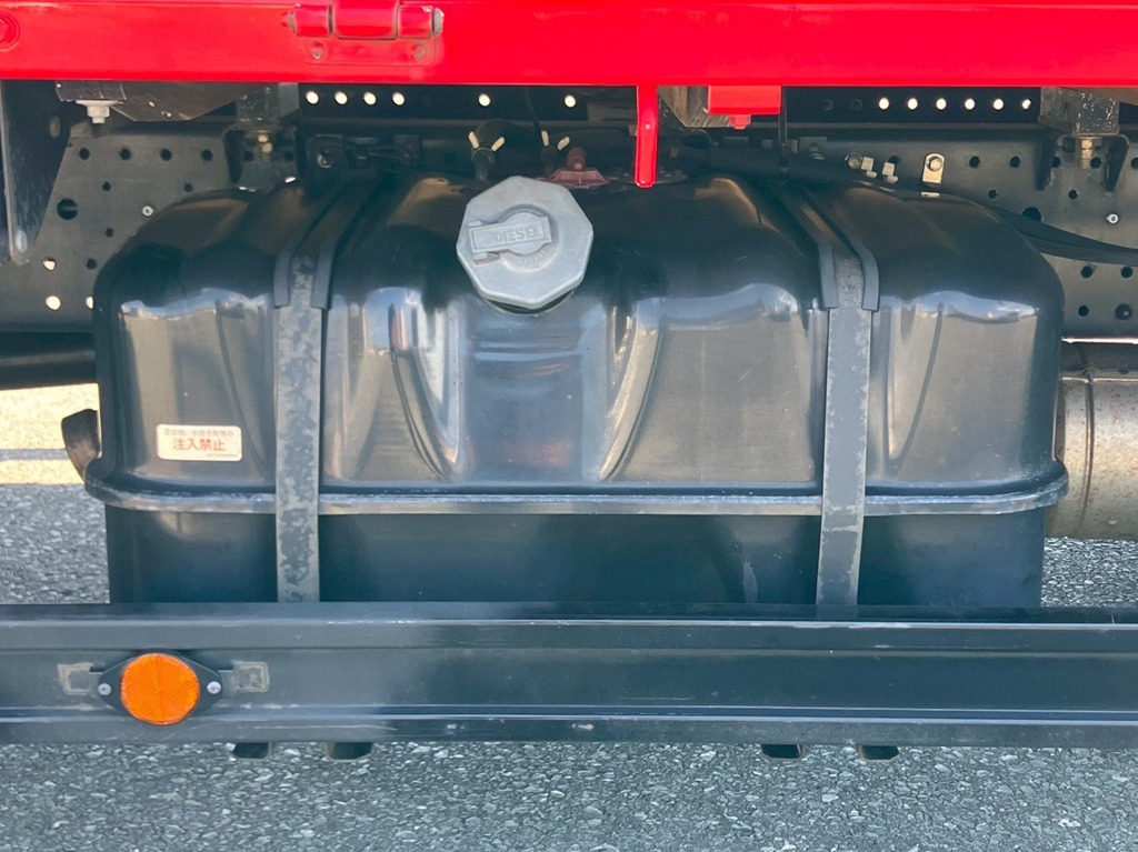 31|いすゞ エルフ TRG-NPR85AR(2WD)の写真31