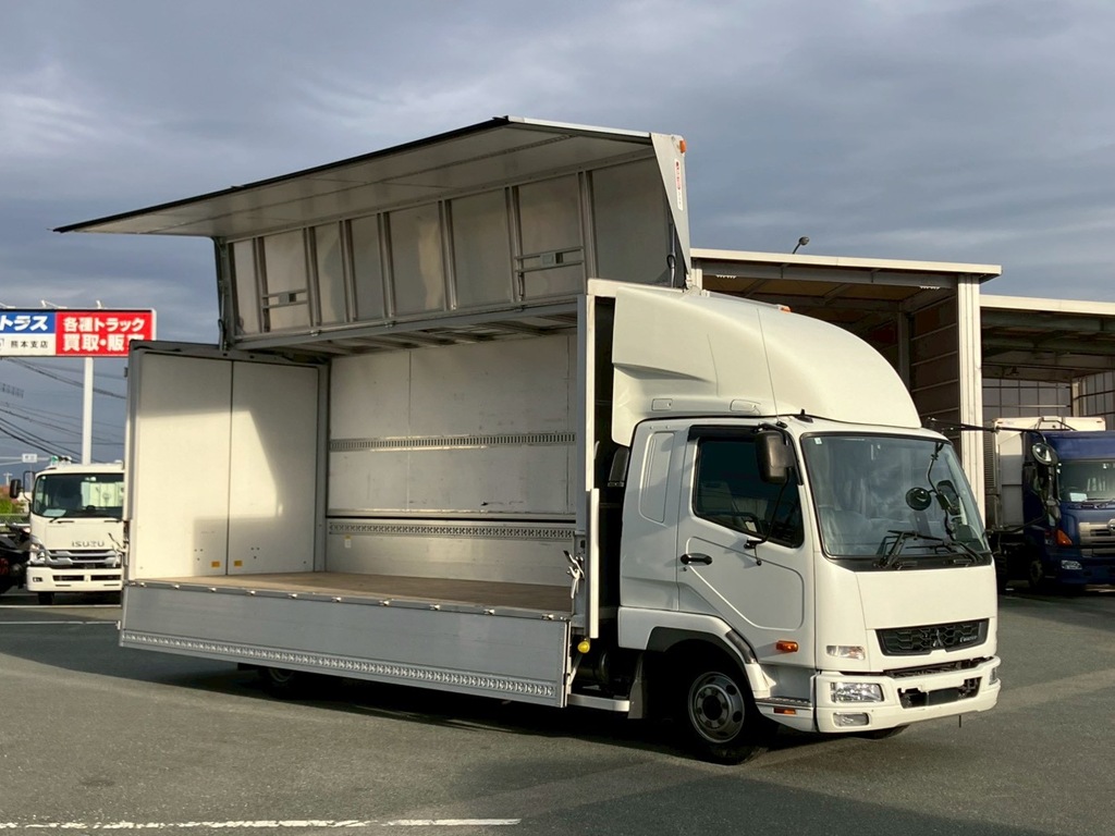 三菱 ファイター 2KG-FK65F(2WD)の写真2