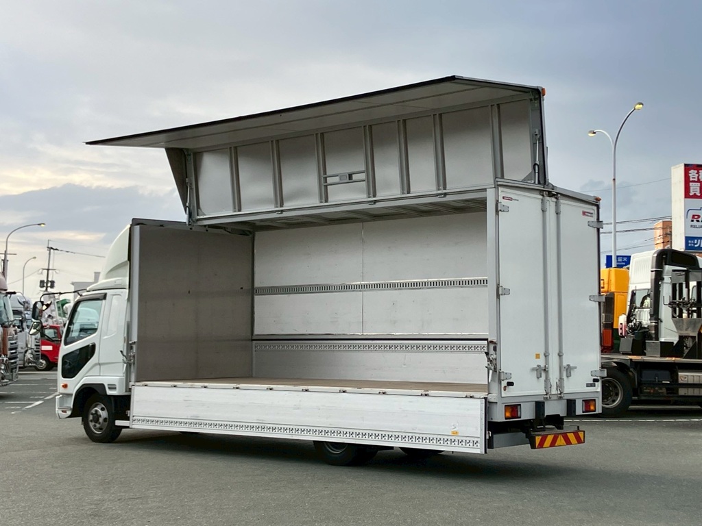 三菱 ファイター 2KG-FK65F(2WD)の写真3