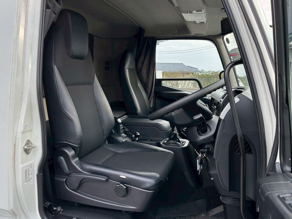 三菱 ファイター 2KG-FK65F(2WD)の写真7