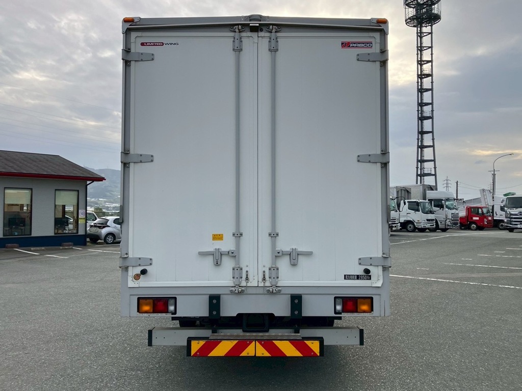 三菱 ファイター 2KG-FK65F(2WD)の写真9