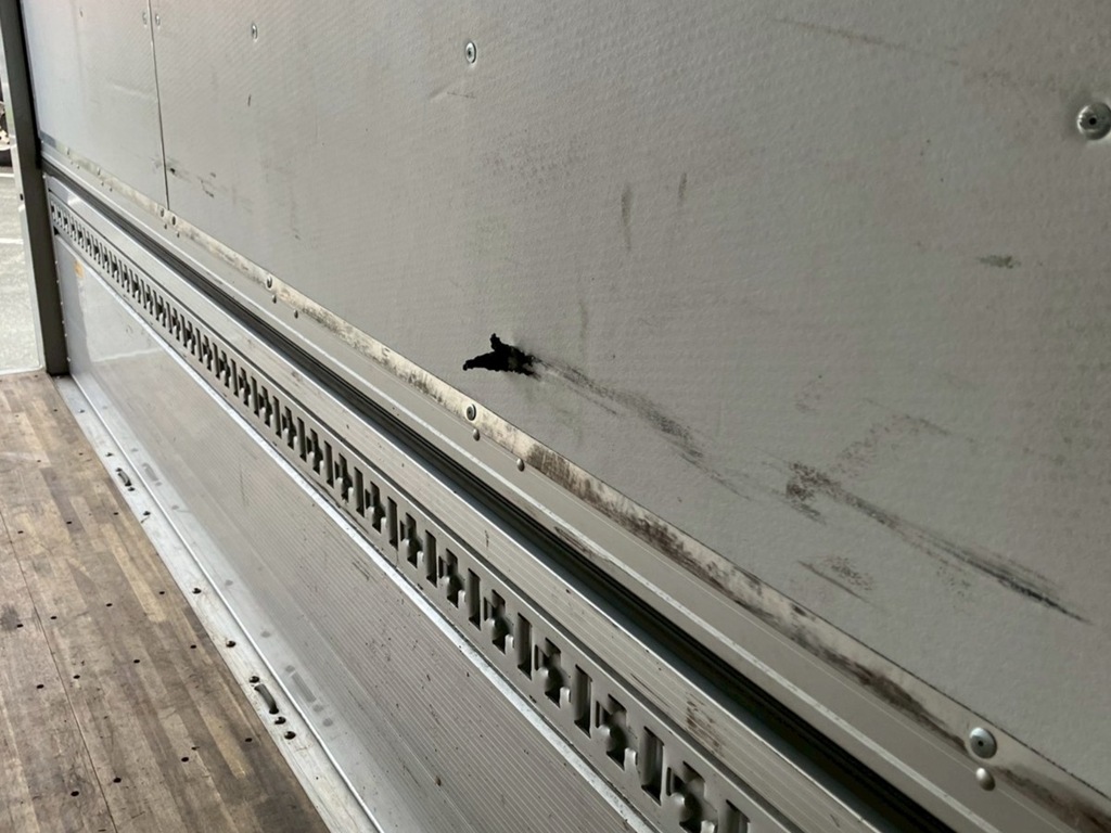 三菱 ファイター 2KG-FK65F(2WD)の写真24