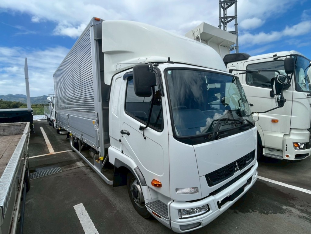 三菱 ファイター 2KG-FK65F(2WD)の写真2