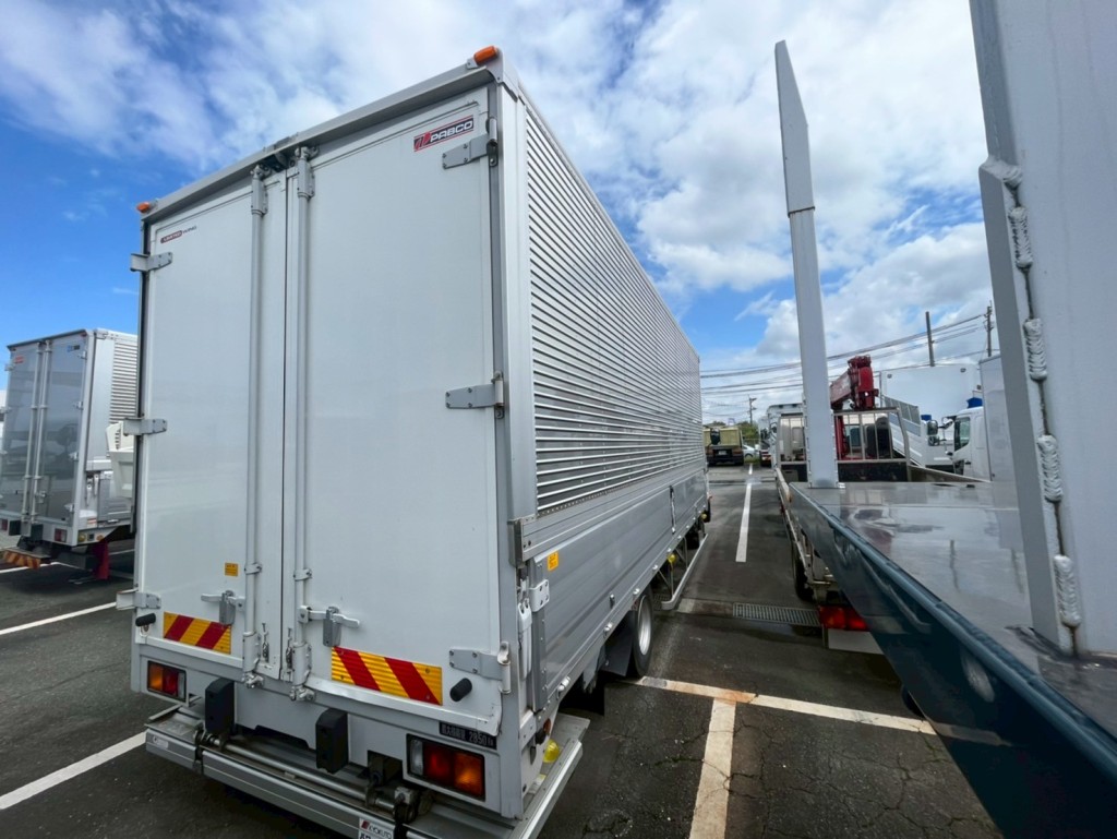 三菱 ファイター 2KG-FK65F(2WD)の写真3