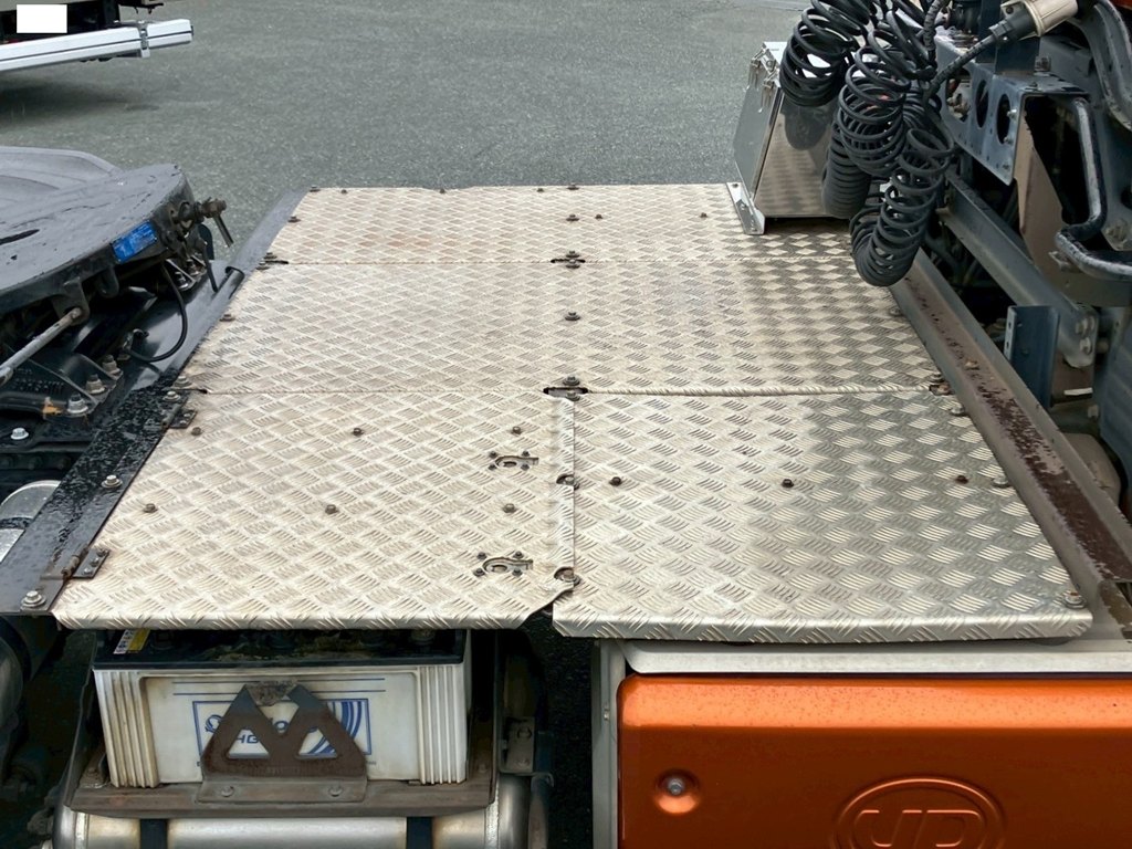 11|UDトラックス  2PG-GK5AABの写真11