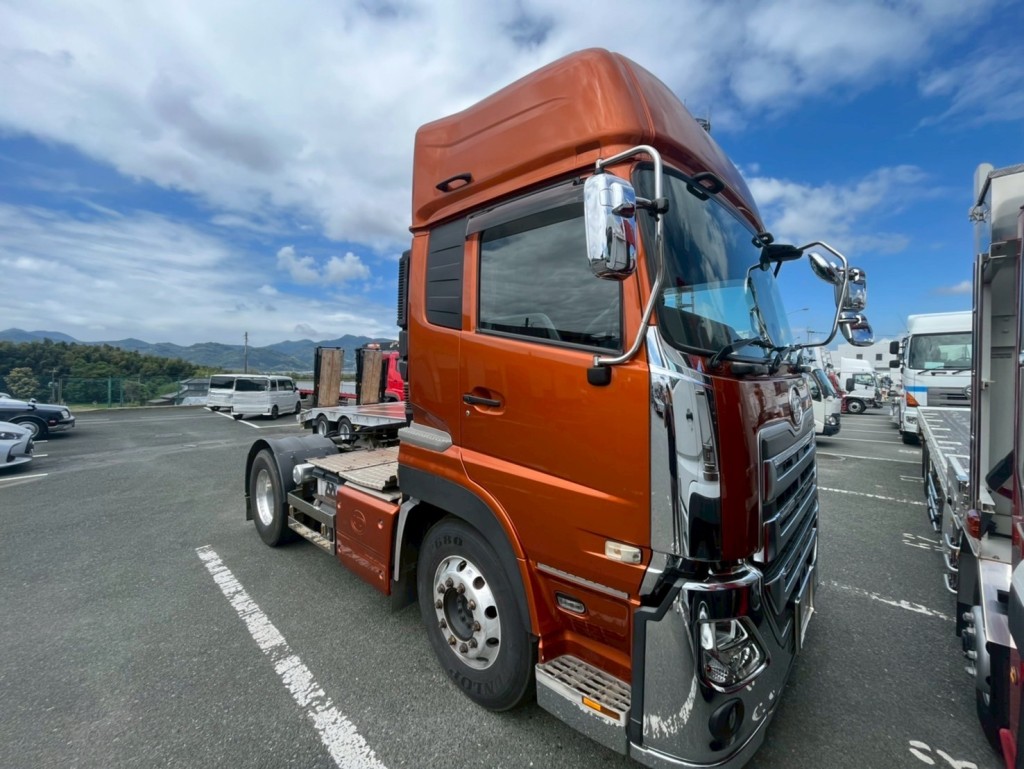 UDトラックス  2PG-GK5AABの写真2