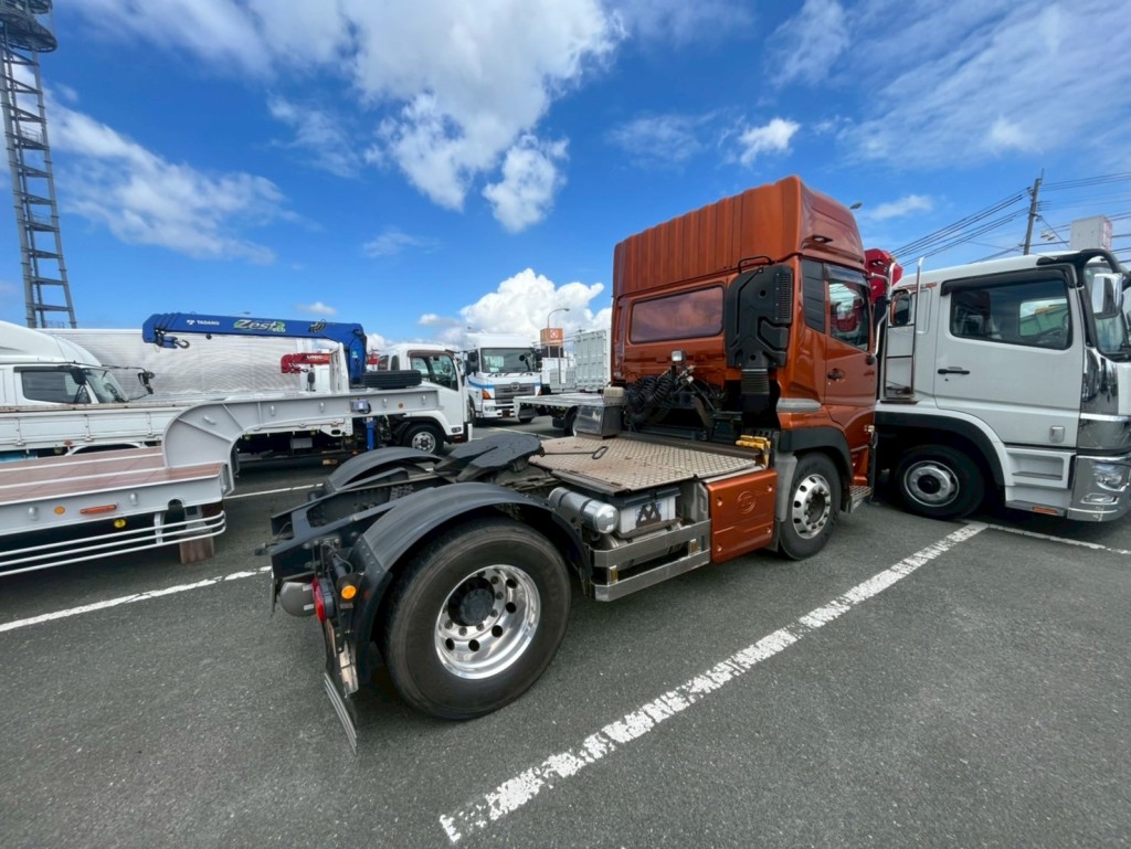 UDトラックス  2PG-GK5AABの写真3