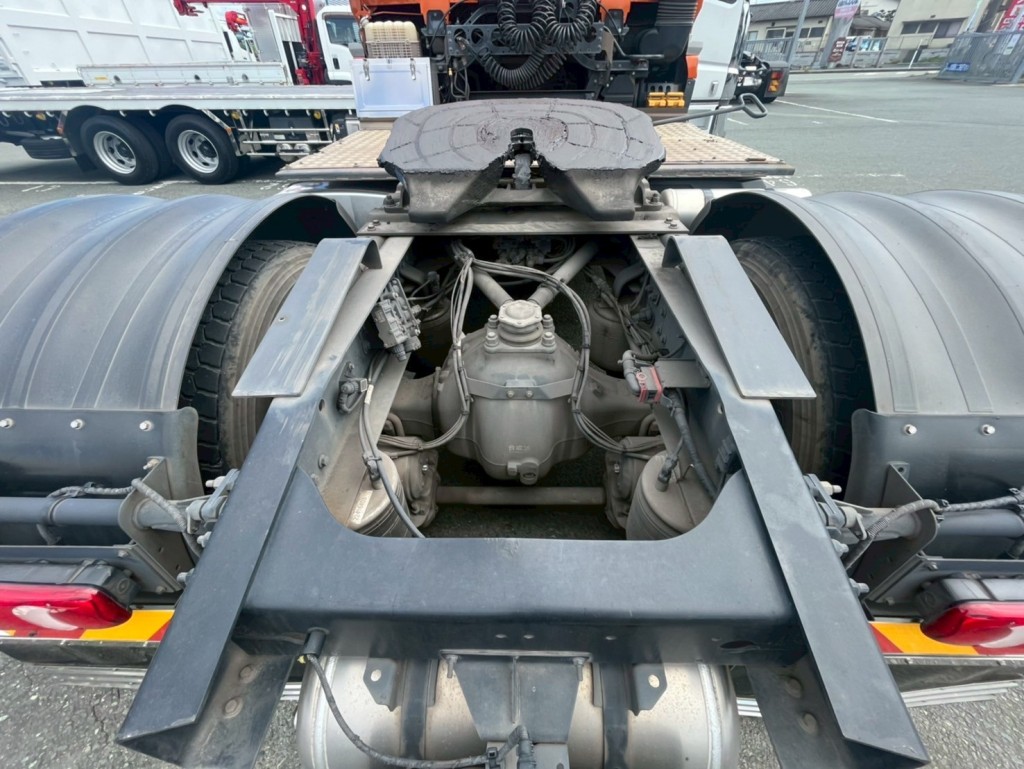 UDトラックス  2PG-GK5AABの写真5