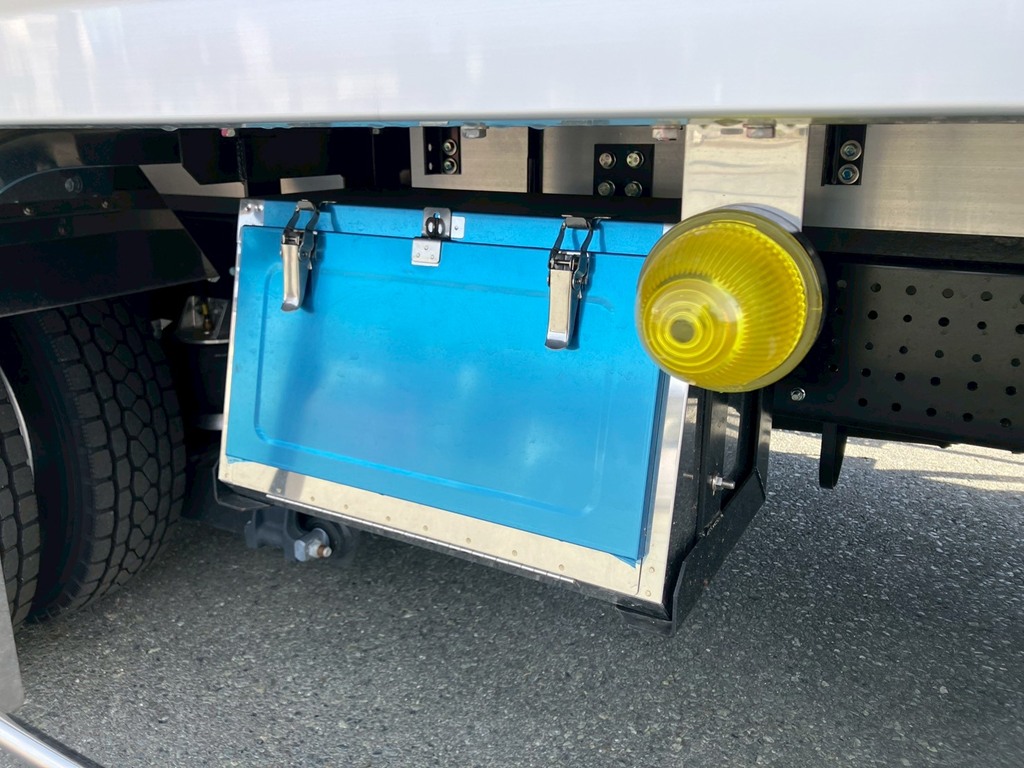 いすゞ フォワード 2PG-FRR90T4(2WD)の写真19