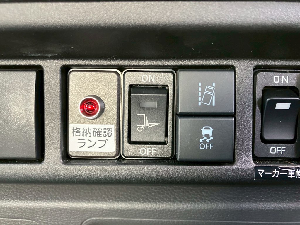 いすゞ フォワード 2PG-FRR90T4(2WD)の写真26
