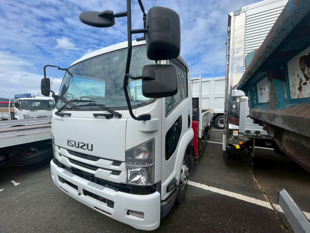 いすゞ フォワード 2PG-FRR90S1(2WD)の写真1