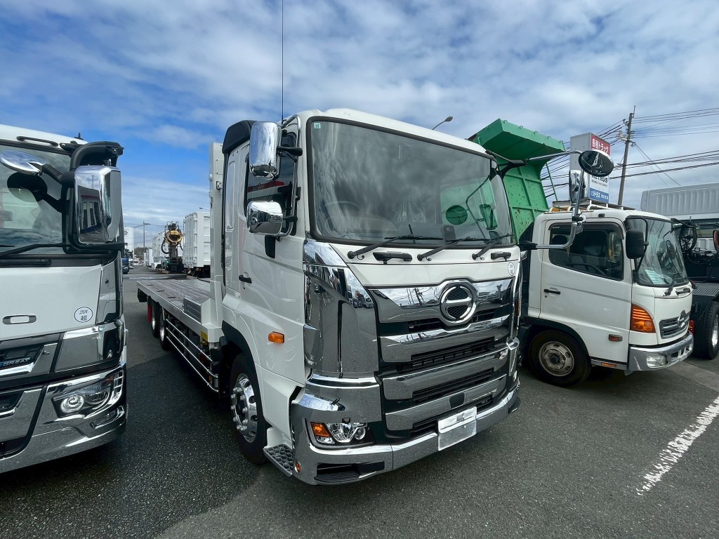 日野 プロフィア 2DG-FQ1AJCの写真2