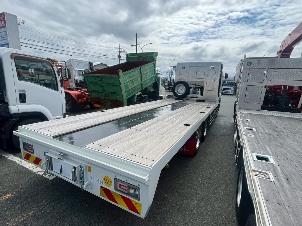 日野 プロフィア 2DG-FQ1AJCの写真3