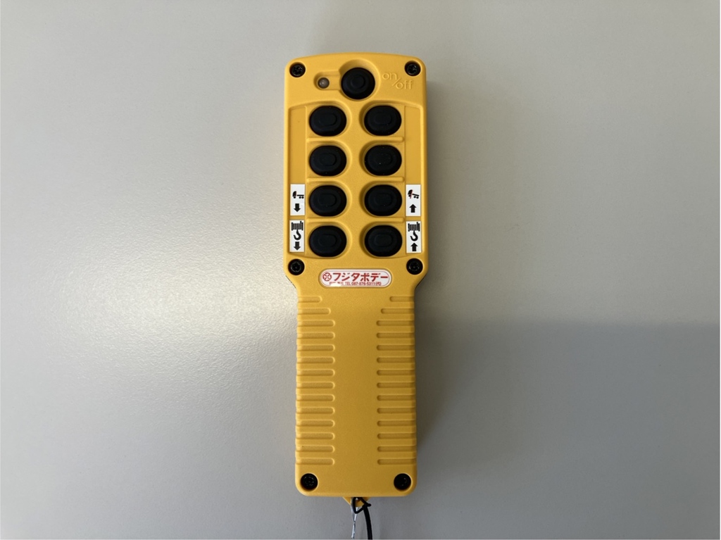 セルフのラジコンです。|日野 プロフィア 2DG-FQ1AJCの写真8