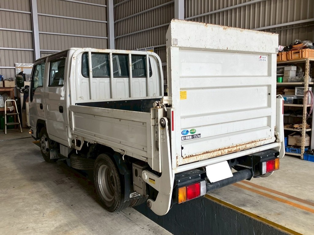 3|いすゞ エルフ 2RG-NJR88A(2WD)の写真3