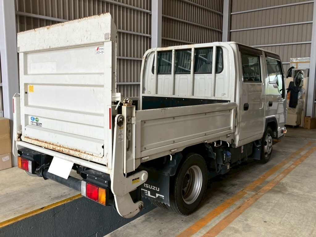 4|いすゞ エルフ 2RG-NJR88A(2WD)の写真4