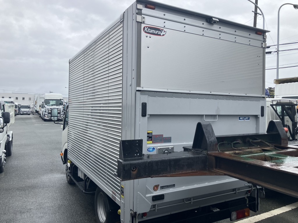 トヨタ タイタン 2RG-XZU605(2WD)の写真3