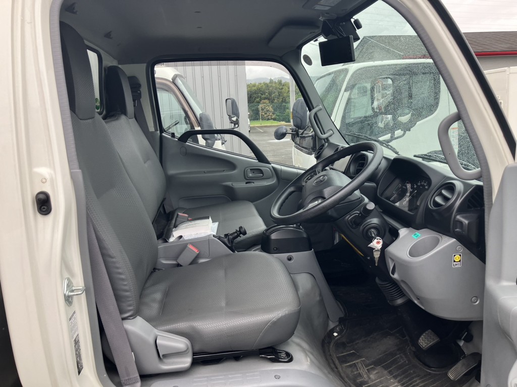 トヨタ タイタン 2RG-XZU605(2WD)の写真5