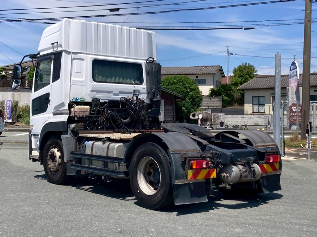 3|UDトラックス クオン 2PG-GK5AABの写真3