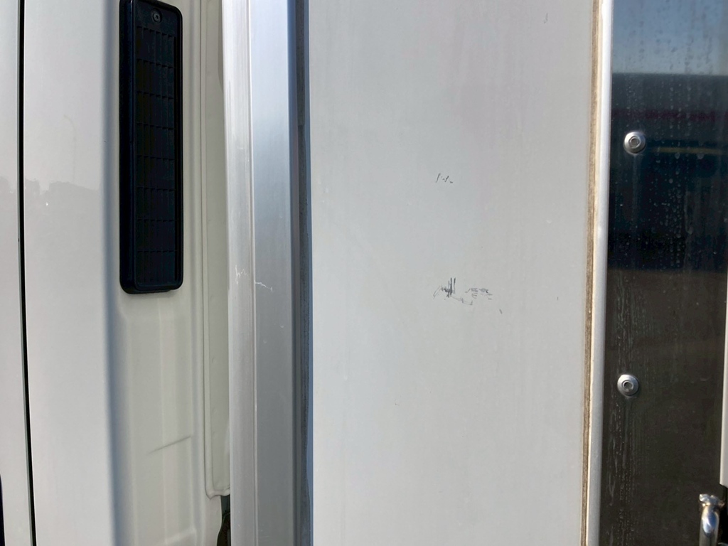 19|いすゞ エルフ TPG-NMR85AN(2WD)の写真19