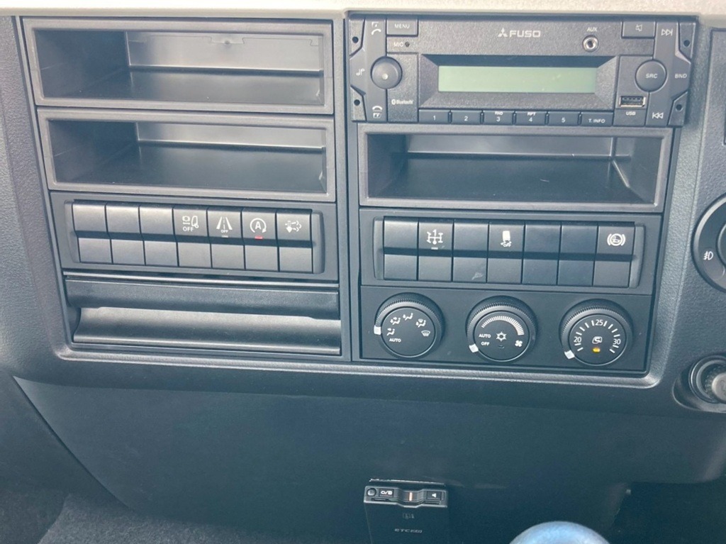 三菱 ファイター 2KG-FK65F(2WD)の写真18