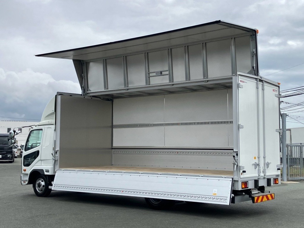 三菱 ファイター 2KG-FK65F(2WD)の写真3