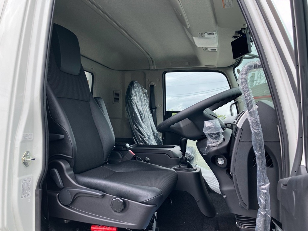 三菱 ファイター 2KG-FK65F(2WD)の写真7