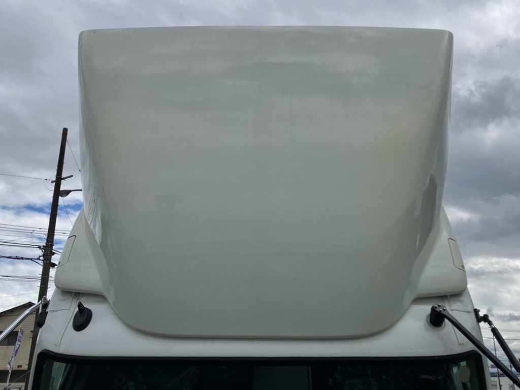 導風板付きです。|三菱 ファイター 2KG-FK65F(2WD)の写真23