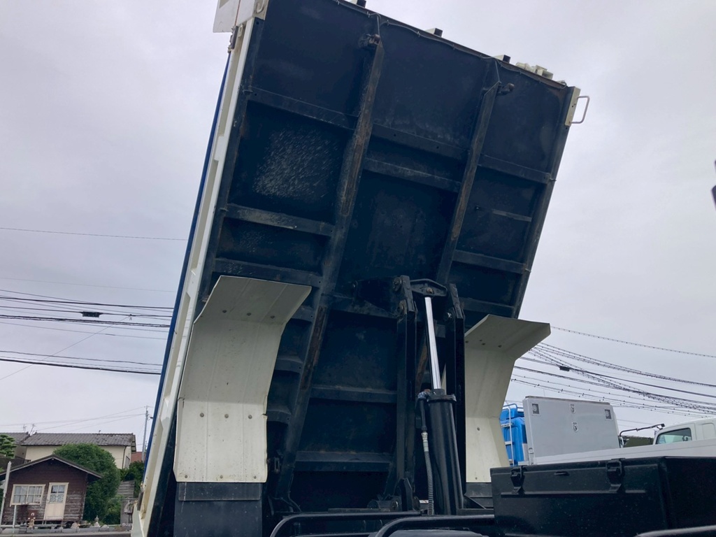 日野 レンジャー 2KG-FC2ABA(2WD)の写真11