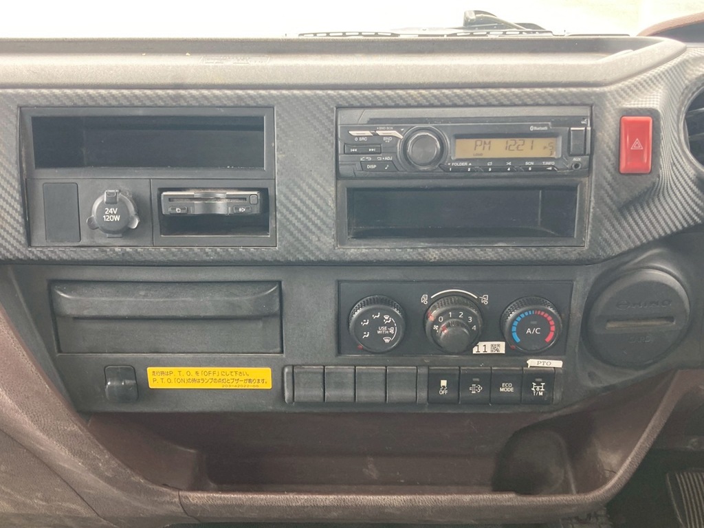 日野 レンジャー 2KG-FC2ABA(2WD)の写真33