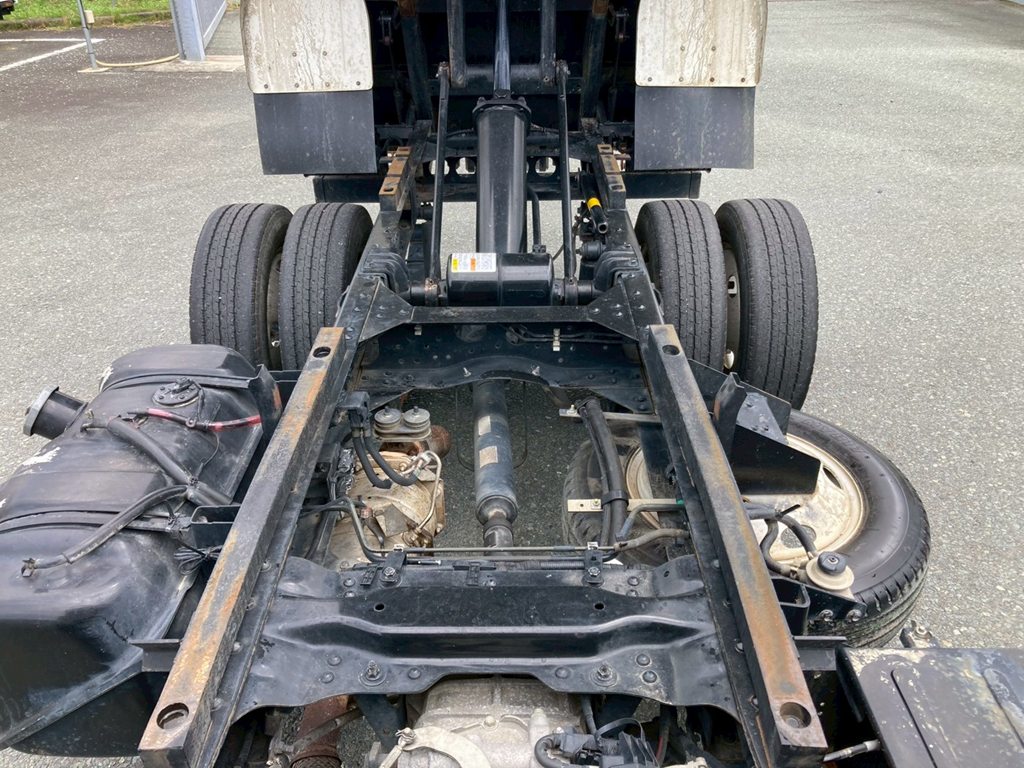 12|いすゞ エルフ TPG-NJR85AD(2WD)の写真12