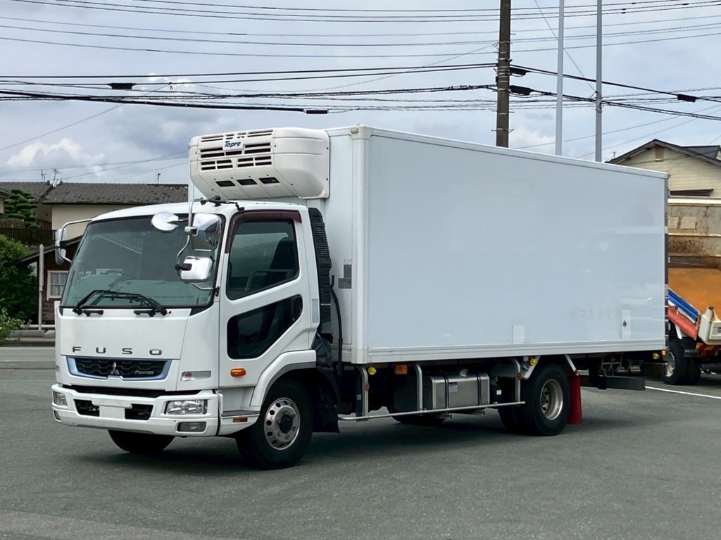 ホイールはアルミ製です。|三菱 ファイター TKG-FK74F(2WD)の写真1