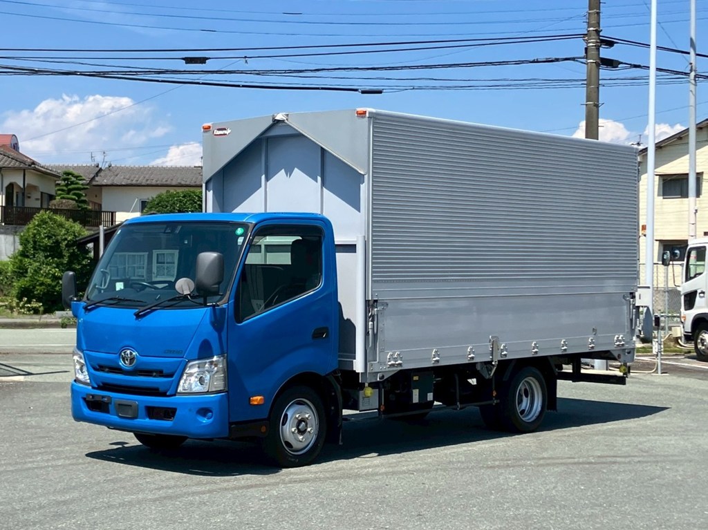 トヨタ カゼット 2RG-XZU710(2WD)の写真1