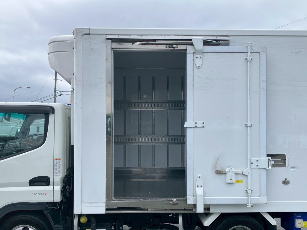 17|三菱 キャンター 2RG-FBA20(2WD)の写真17