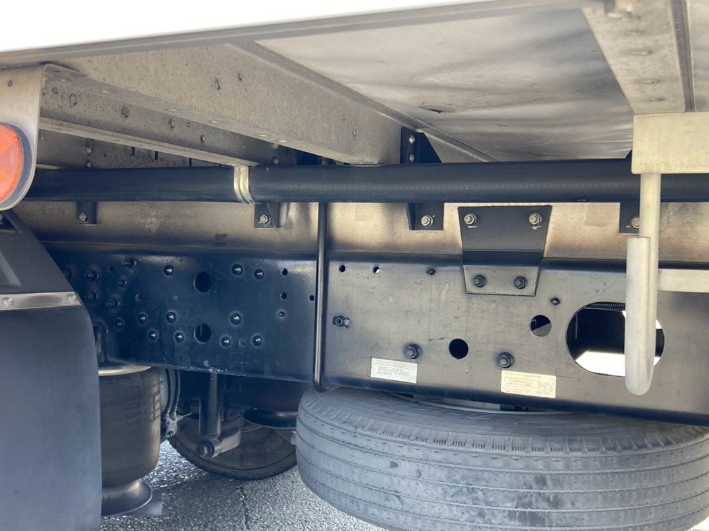 三菱 ファイター 2KG-FK64F(2WD)の写真6
