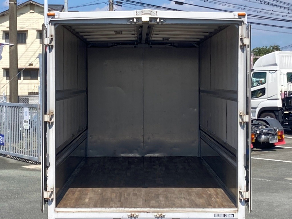 三菱 ファイター 2KG-FK64F(2WD)の写真10